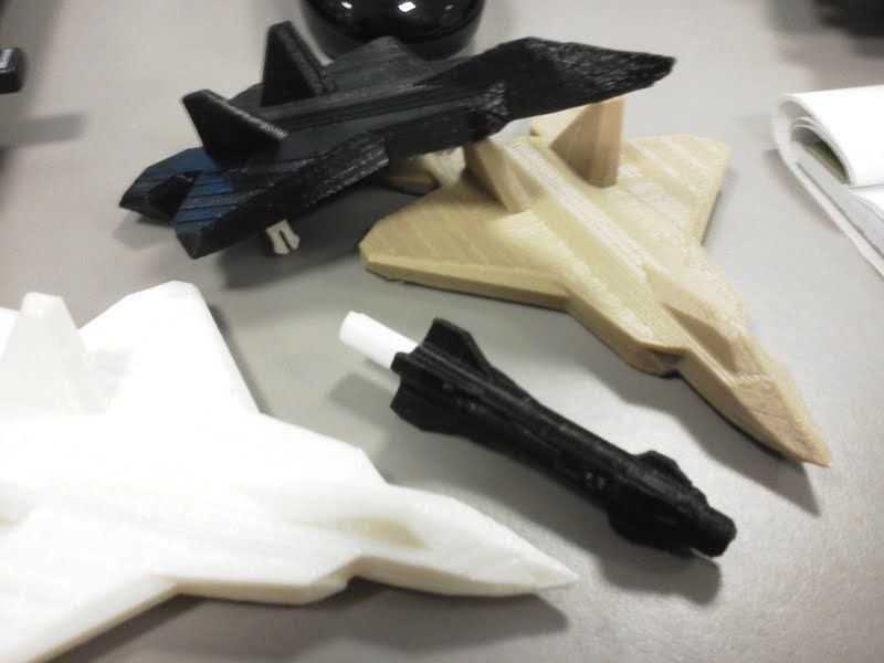 F-22 Raptor Jet with display stand removable missiles Free 3D print model_3