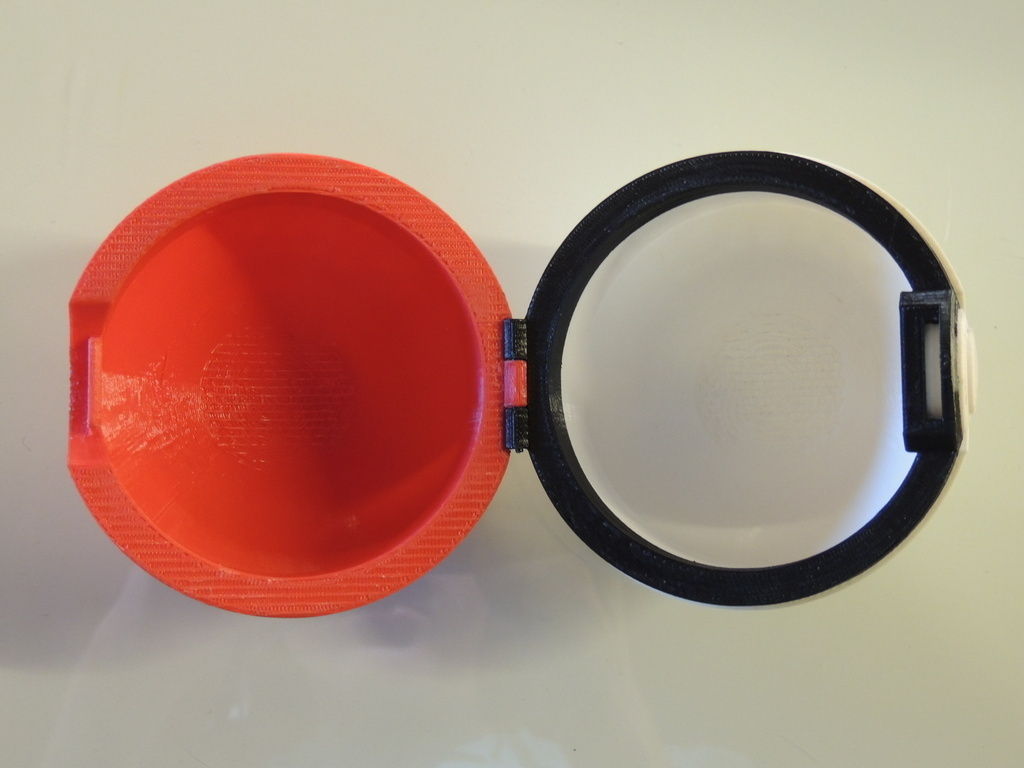 Pokeball with button-release lid Free 3D print model_1