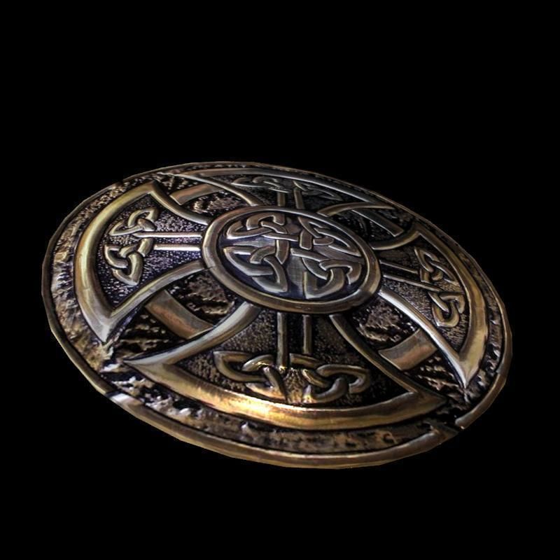 Celtic shield Low-poly 3D model_2