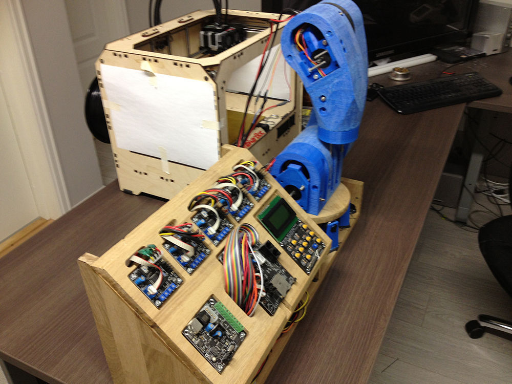 4 DOF 3D Printed Robotic Arm Free 3D print model_4