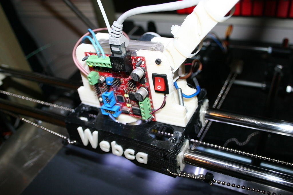 MakeRap candle on table Free 3D print model_3