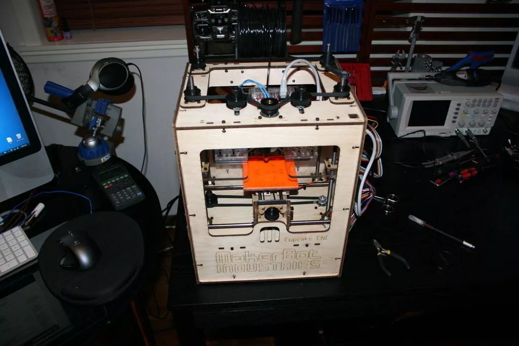 Makerbottable spool-holder Free 3D print model