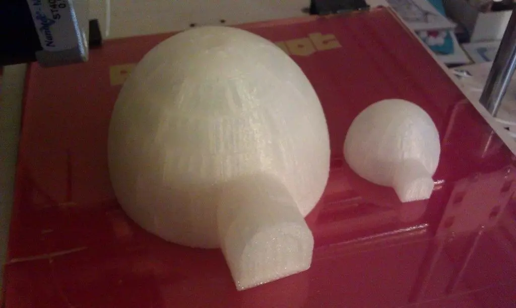 Igloo star wars death star on table Free 3D print model