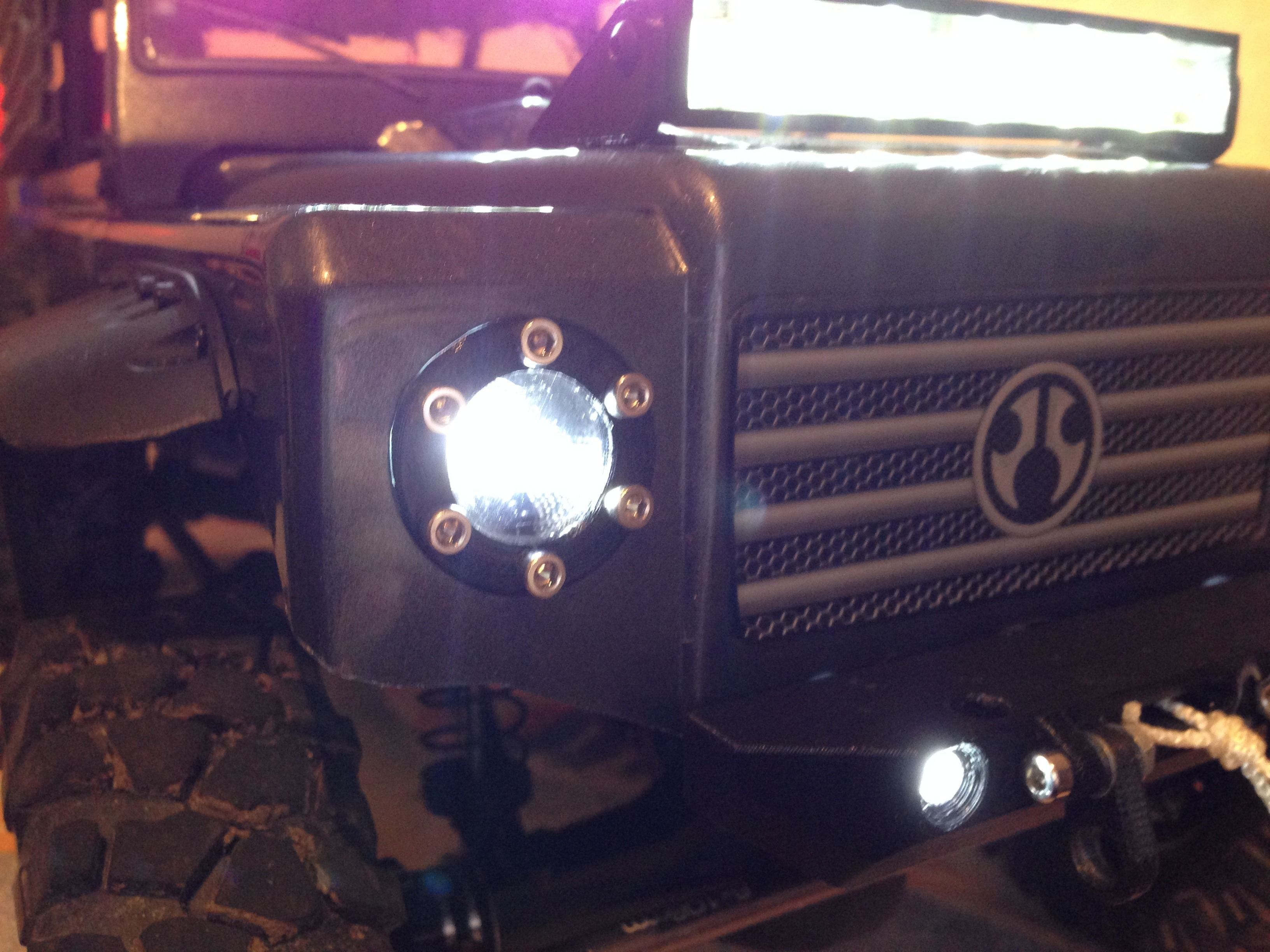 Axial SCX10 Scale Front Light Buckets 3D print model_3