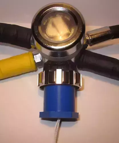 SCUBA - DIN Regulator Dust Cap 04