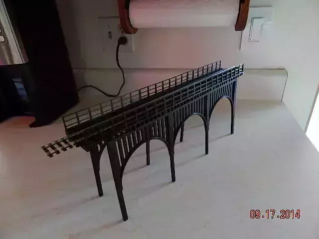 HO Train Bridge with Lower Supports - 15 inch 3D print model