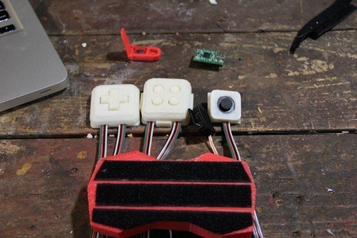 psp thumbstick case Free 3D print model_3