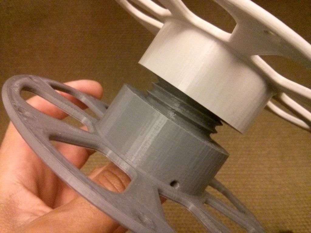 3D-printable split filament spool with threaded joint 135 mm Free 3D print model_2