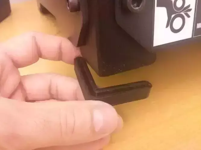 Machine feet for the Replicator 2 and 2X