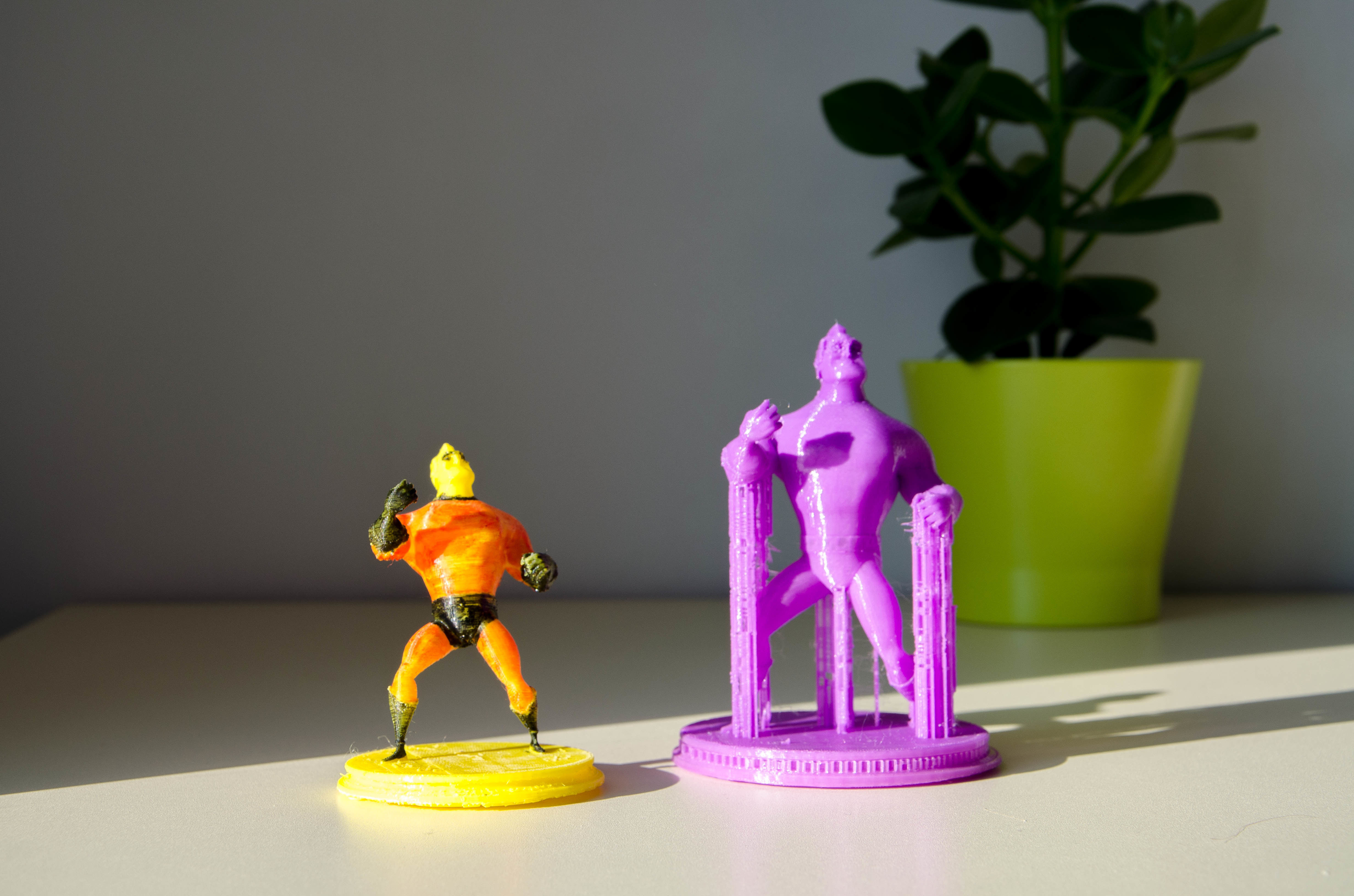Mr Incredible Printable pose 1 3D print model_3