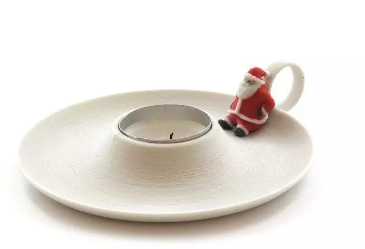 Candle holder with Santa Free 3D print model