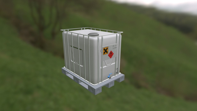 IBC container in palette