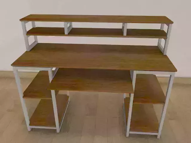 Computer table Low-poly 3D model
