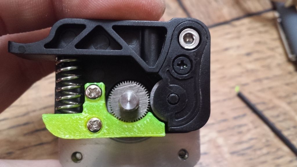 Makerbot Flashforge filament feed upgrade prevent motor jam Free 3D print model_1
