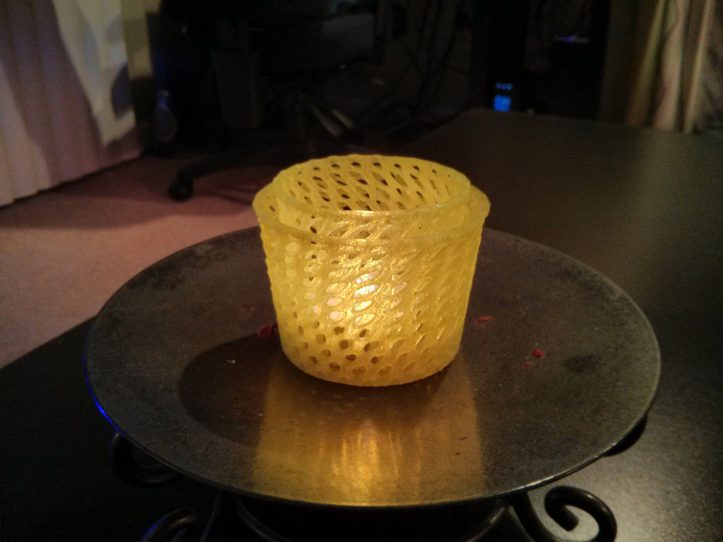 Tealight candle holder remix double-wall Free 3D print model_1