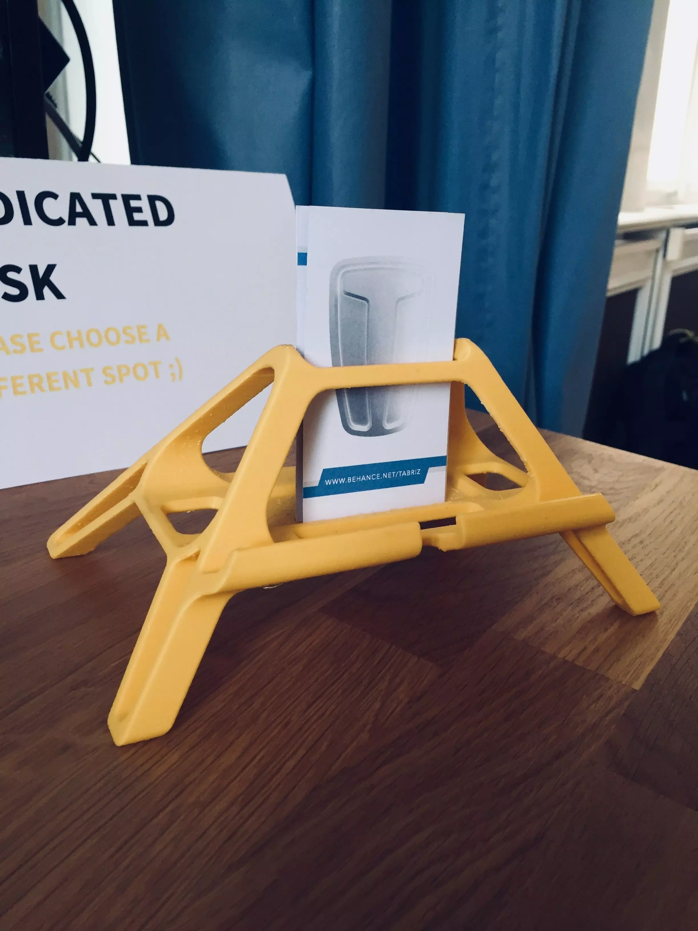 iPhone stand 3D print model