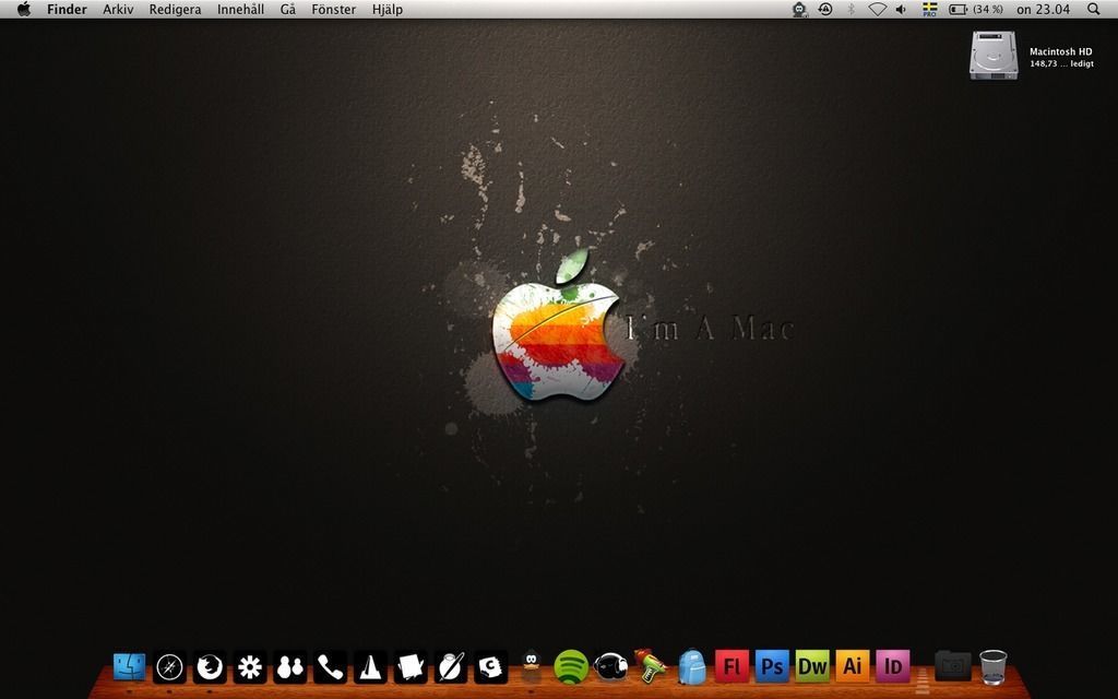 laptop with apple logo Free 3D model_9