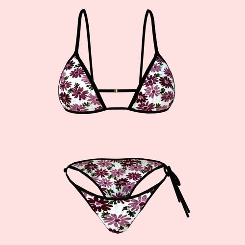 sexy FlowerPrint bikini P06 Low-poly 3D model