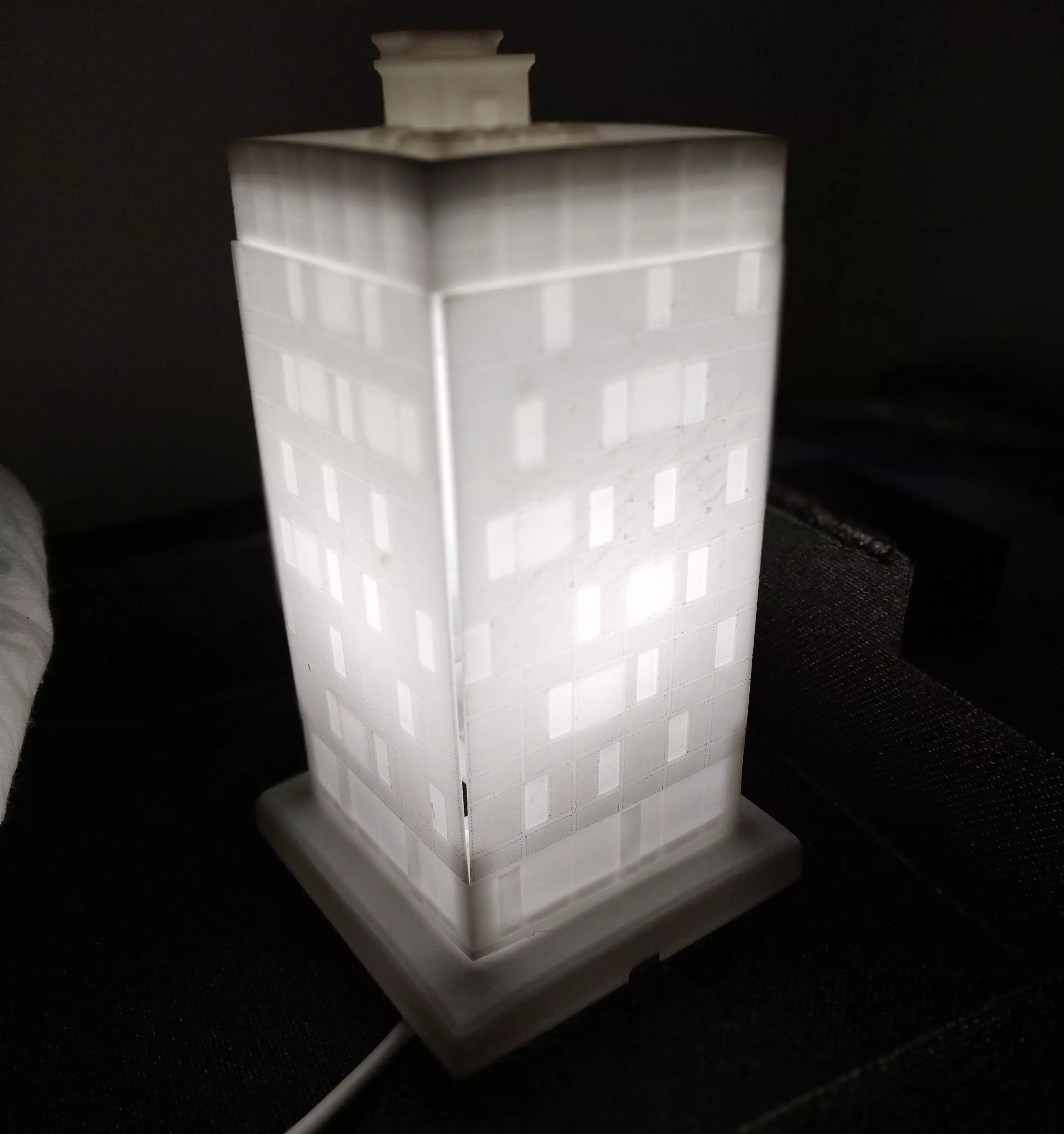 Desk lamp - Citylife style 3D print model_0