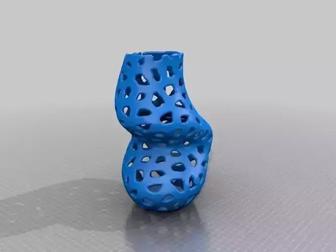 Voronoi Curve Vase 2