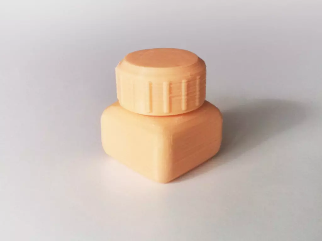 Bottle and Screw Cap 3D print model_0