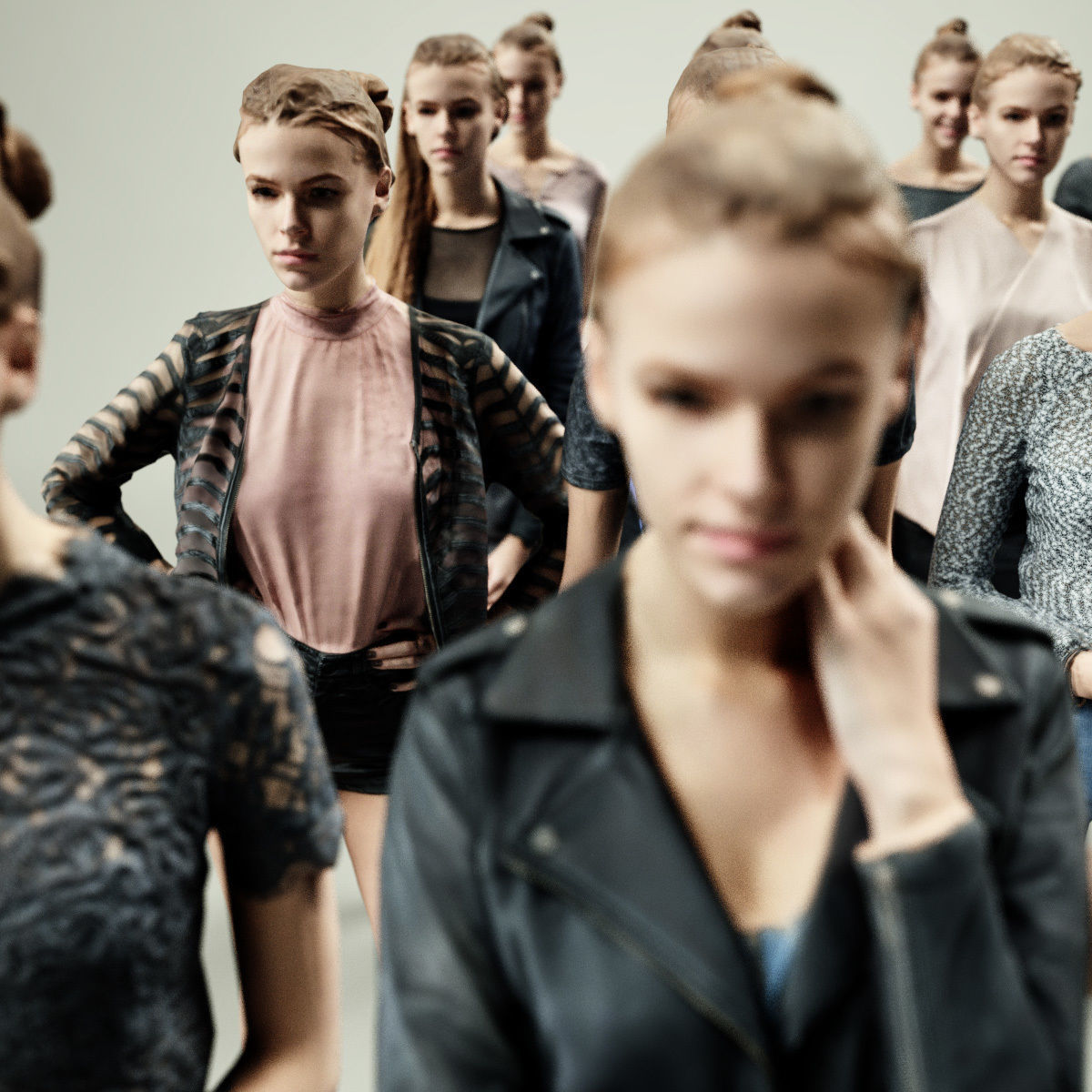 16 Fashion Girls Scan Vol 2 Low-poly 3D model_4