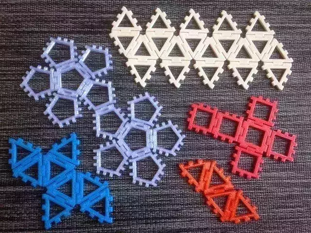 Customizable Hinged Polyhedra Free 3D print model