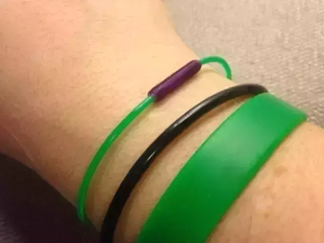 Filament bracelet clasp