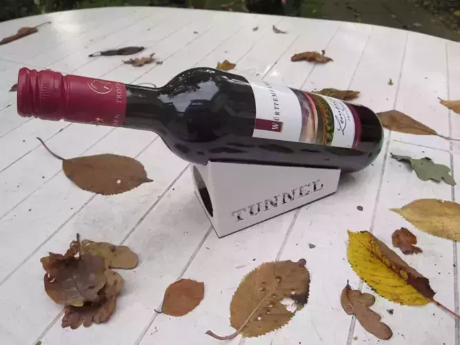 wine bottle houlder Free 3D print model