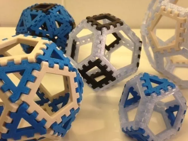Poly-Snaps Tiles for Building Polyhedra Free 3D print model