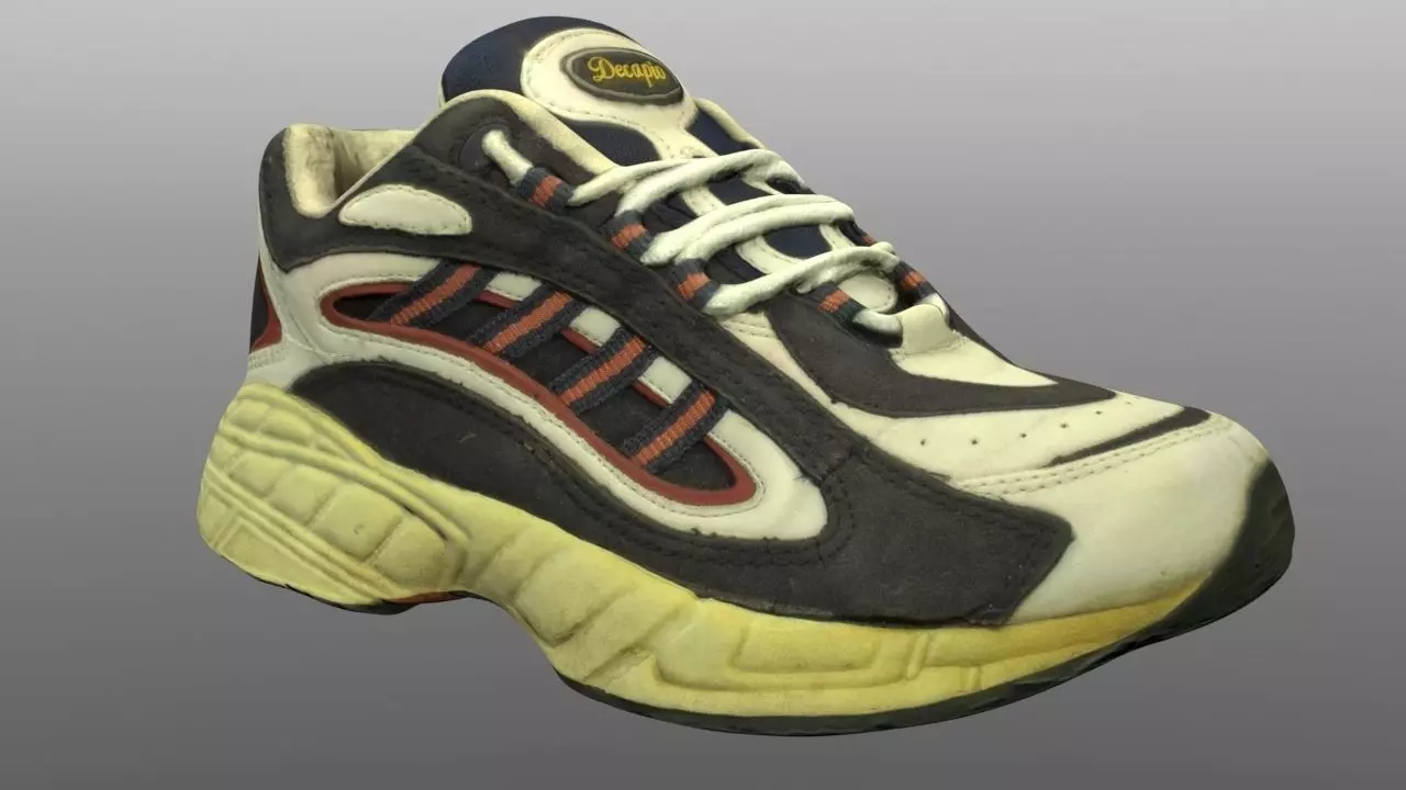 Old sneaker 3D model Low-poly 3D model_0