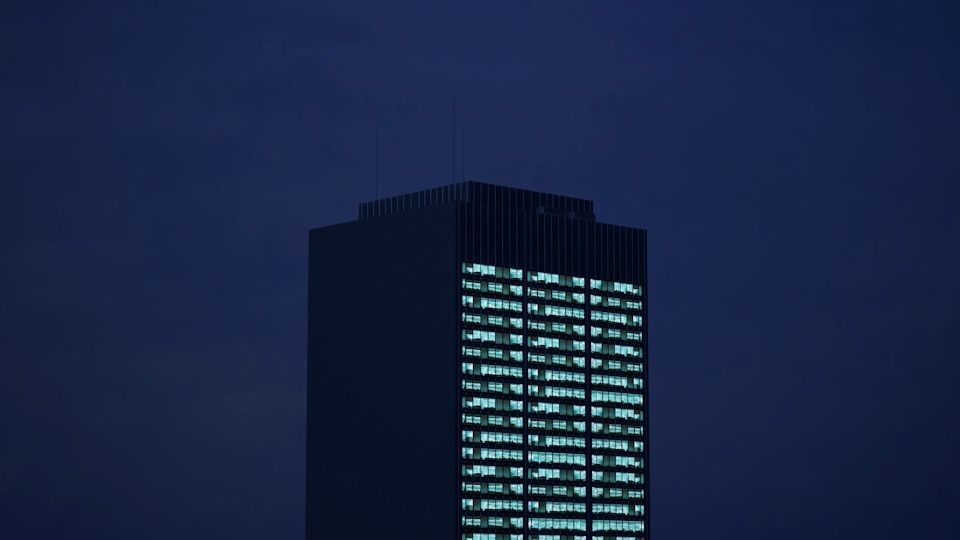 Low poly city with tall buildings Low-poly 3D model_106