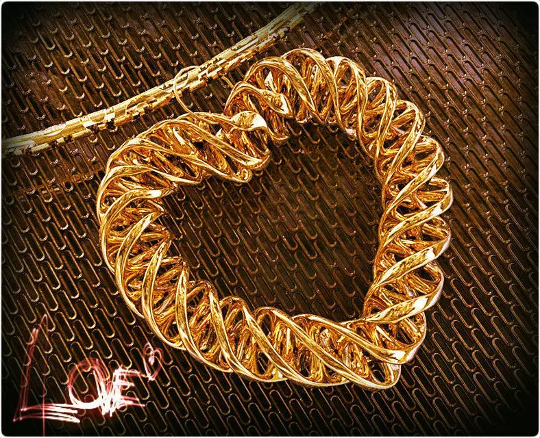 MOBIUS HEART PENDANT 3D print model_0