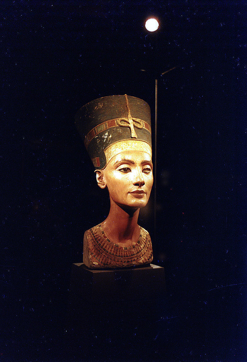 Nefertiti bust of egyptian queen 3D print model_2