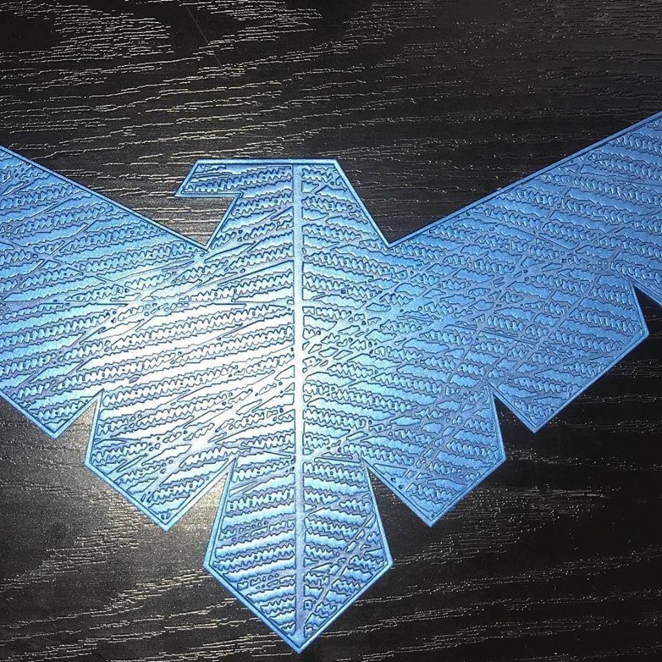 Nightwing chest emblem for cosplay 3D print model_2