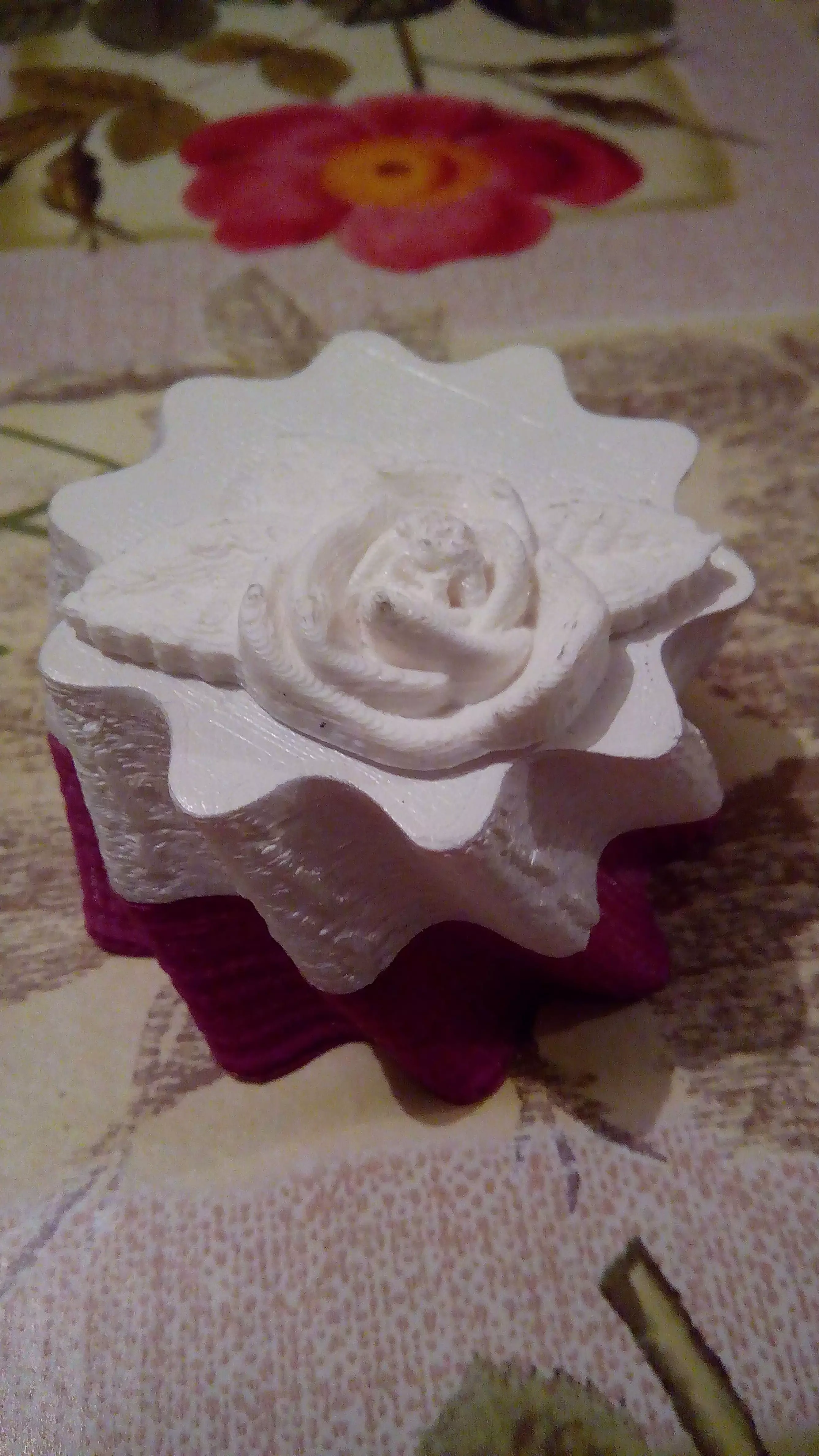 Beautiful Hive Ring Box 3D print model_0