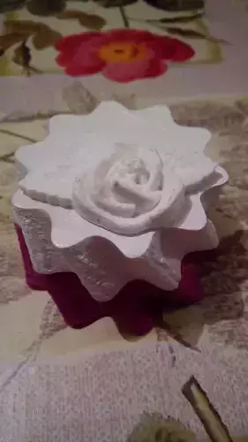 Beautiful Hive Ring Box