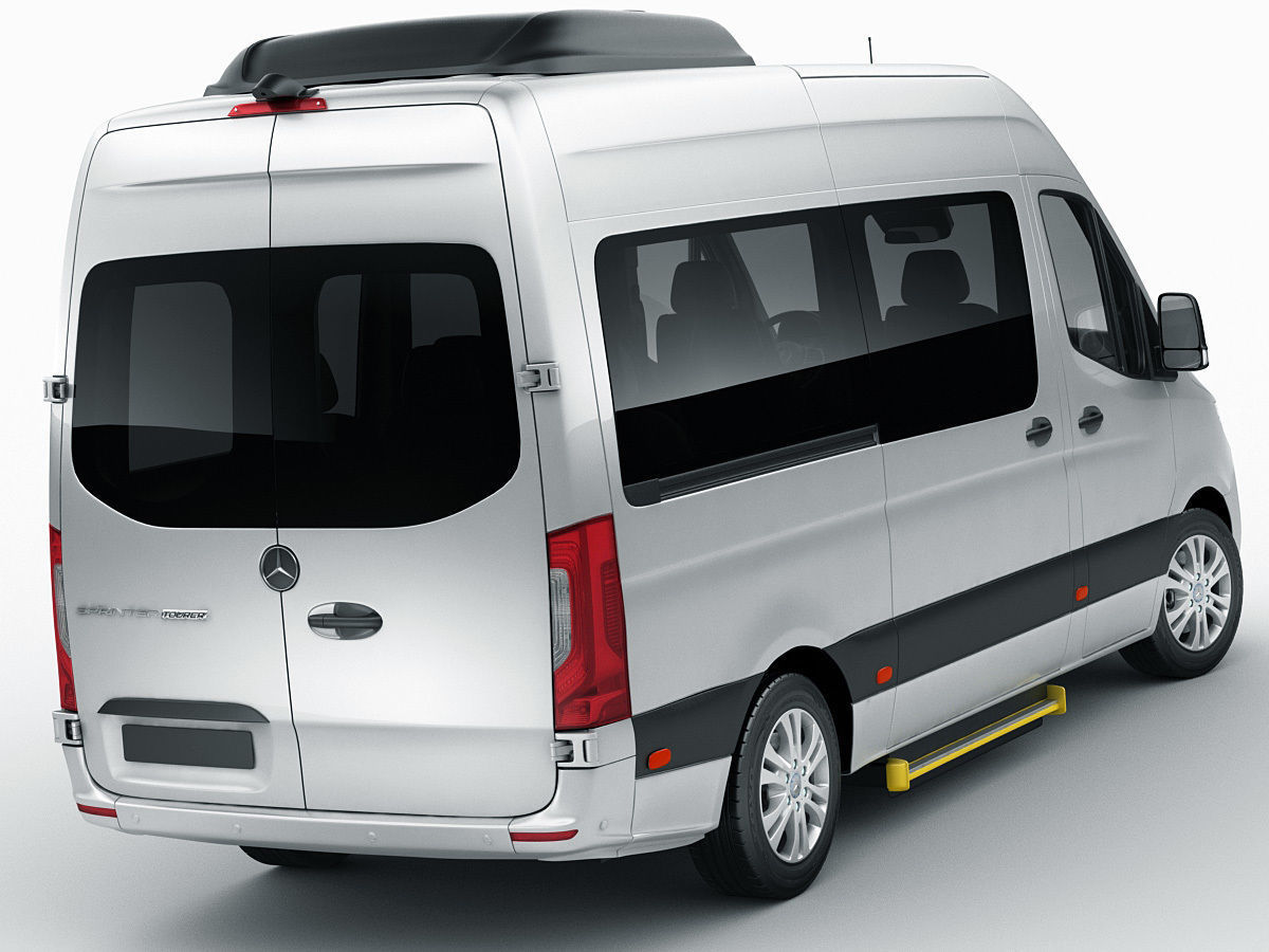 Mercedes Sprinter Tourer 2018 high roof 3D model_1