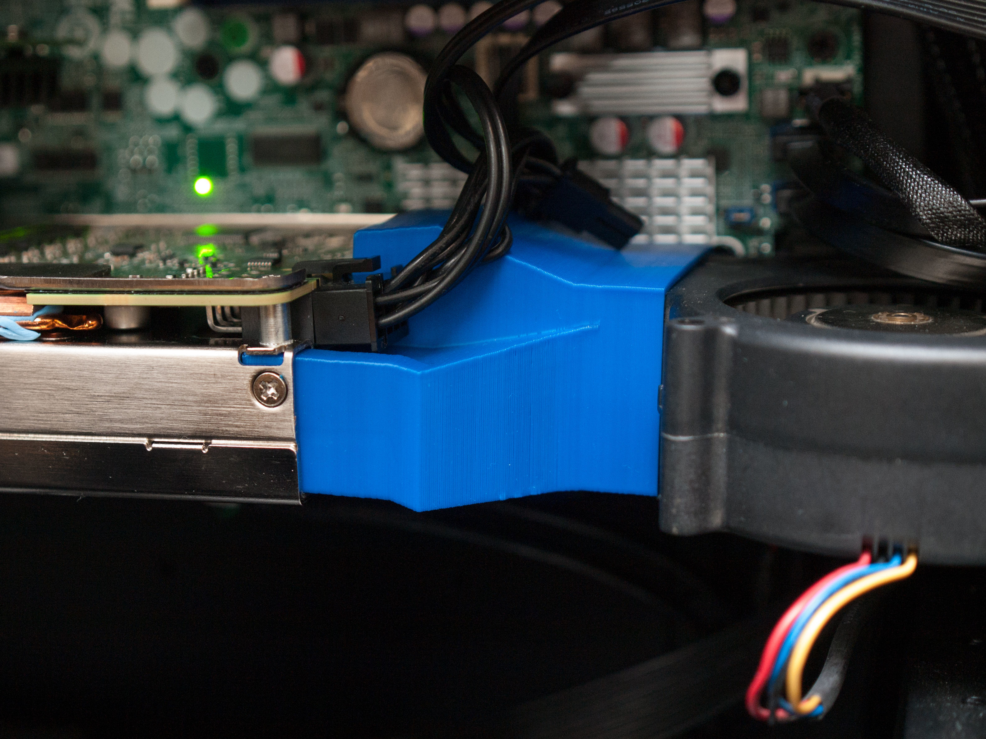 Custom cooling shroud duct for Intel Xeon Phi coprocessor 3D print model_2
