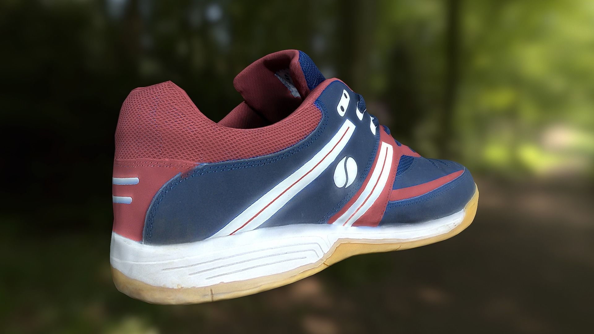 Sport shoe low poly 3D model Low-poly 3D model_2