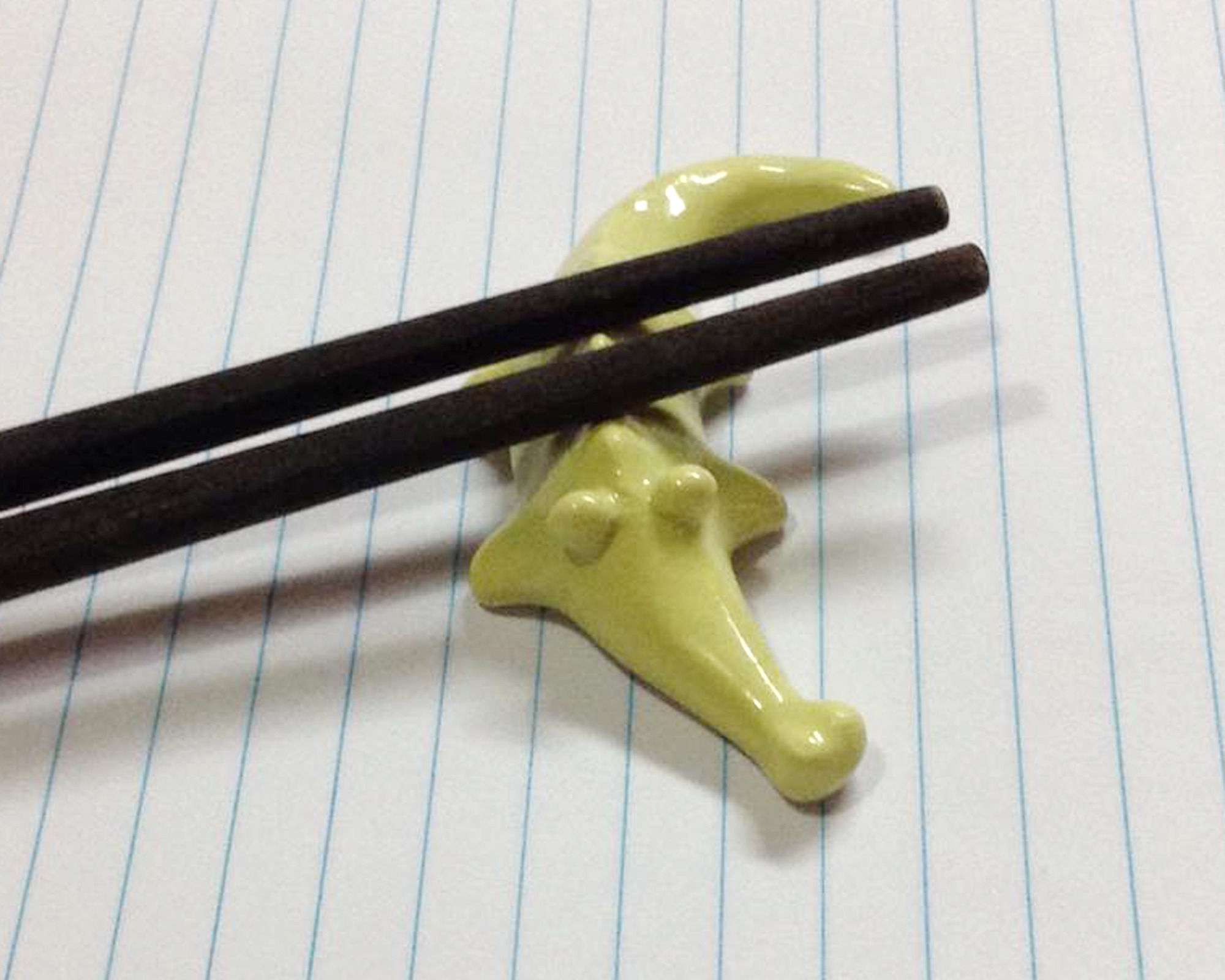 Crocodile Chopstick Stand Free 3D print model_2