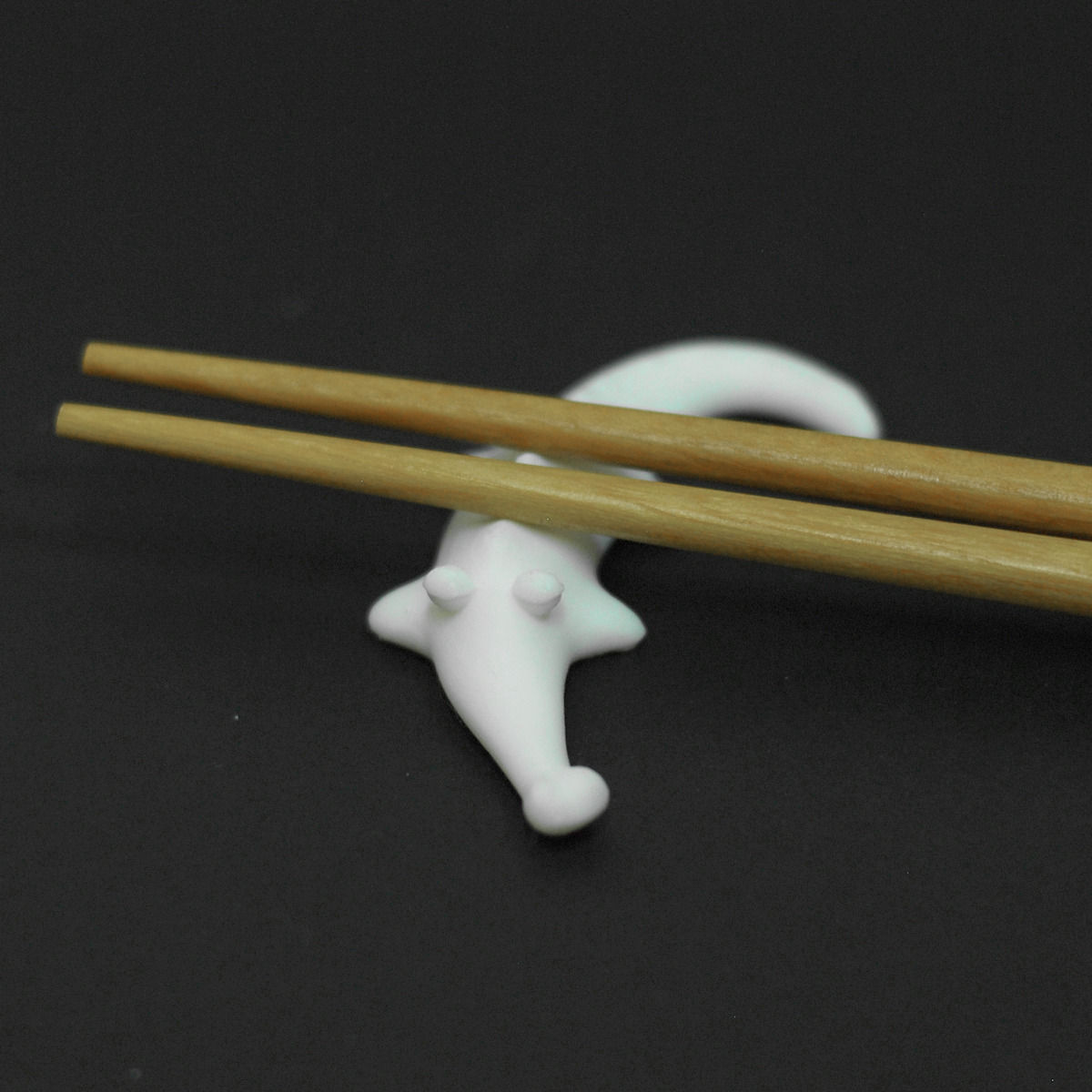 Crocodile Chopstick Stand Free 3D print model_6
