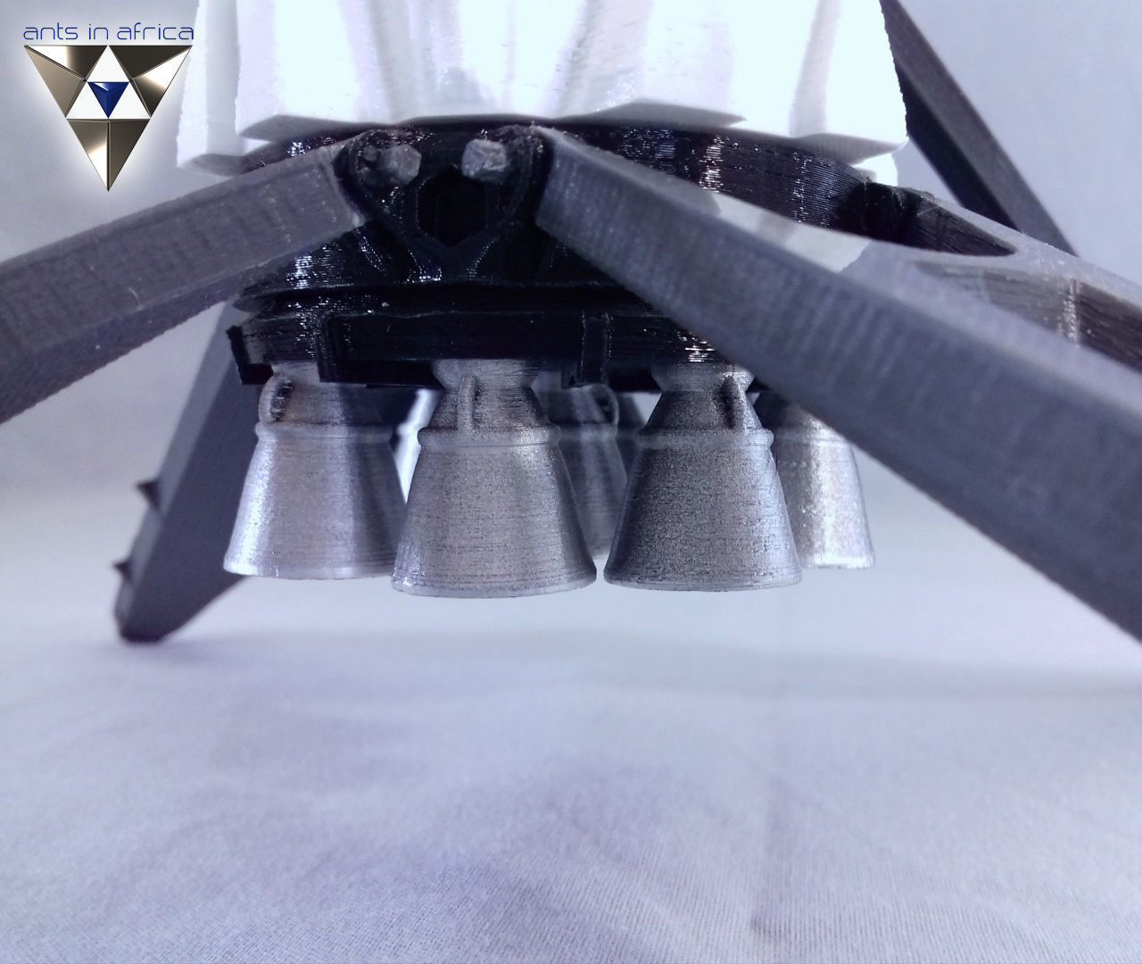 Falcon Heavy and Falcon 9 3D print model_12