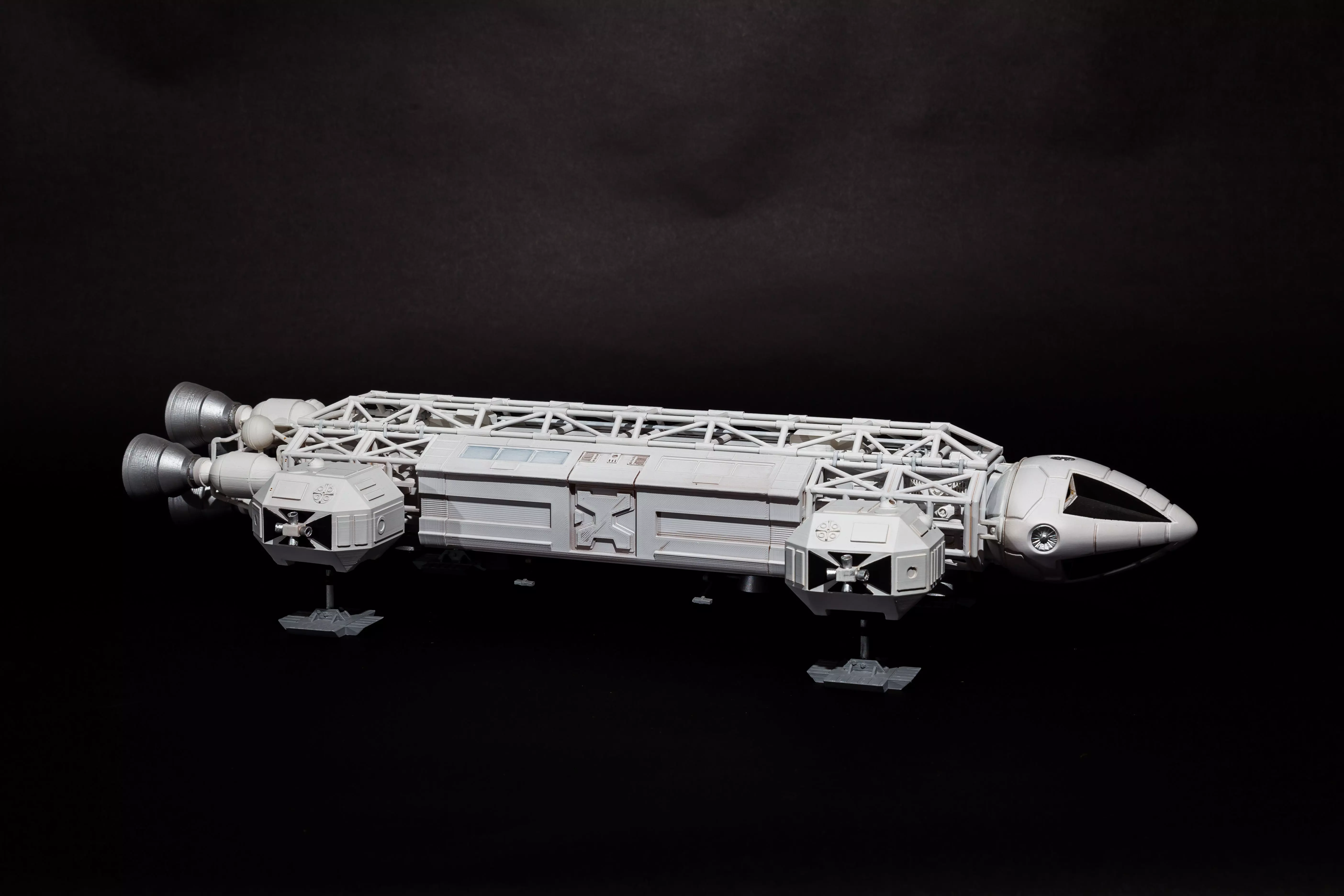 Space 1999 Eagle Transporter 3D print model_0