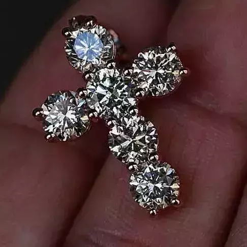 Diamond cross pendant with 6mm stones