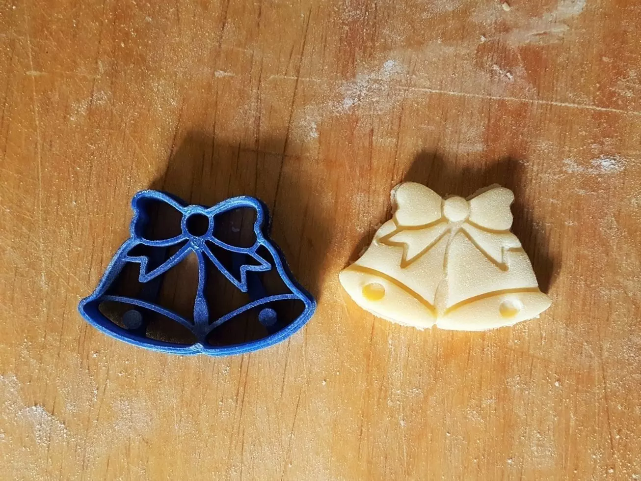 Christmas Xmas Bells cookie cutter 3D print model_0