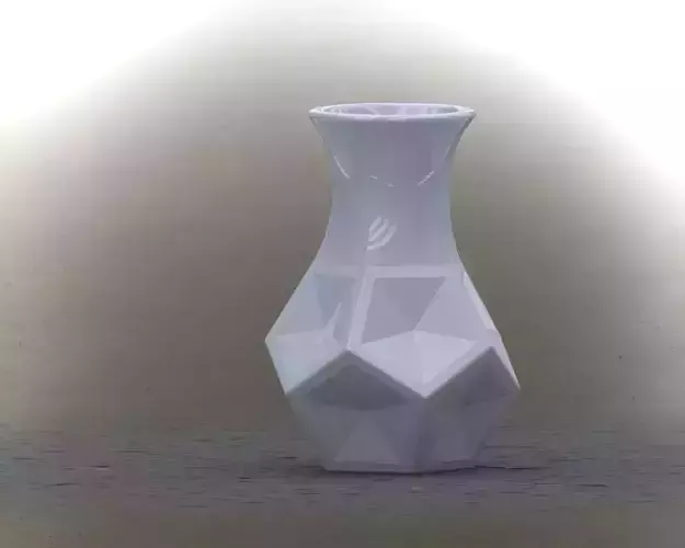 Geod vase with geometric design