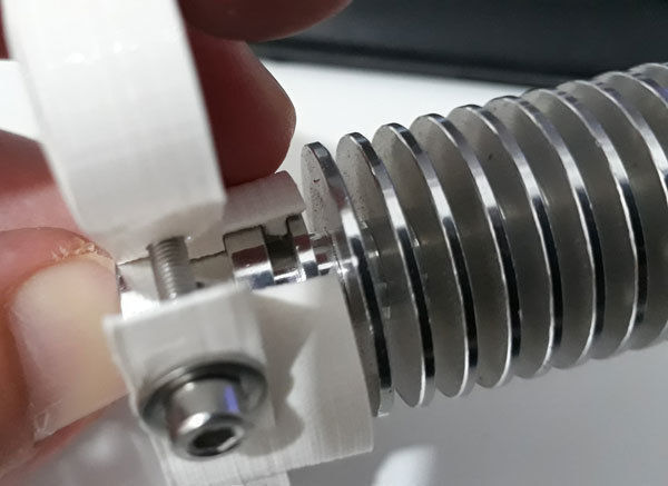 Lightweight precise J-Head connector 3D print model_2