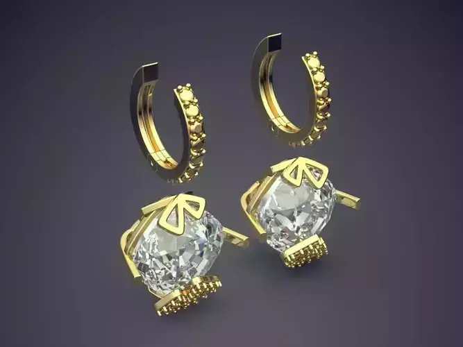 Luxurious Detailed Golden Earrings with Diamonds