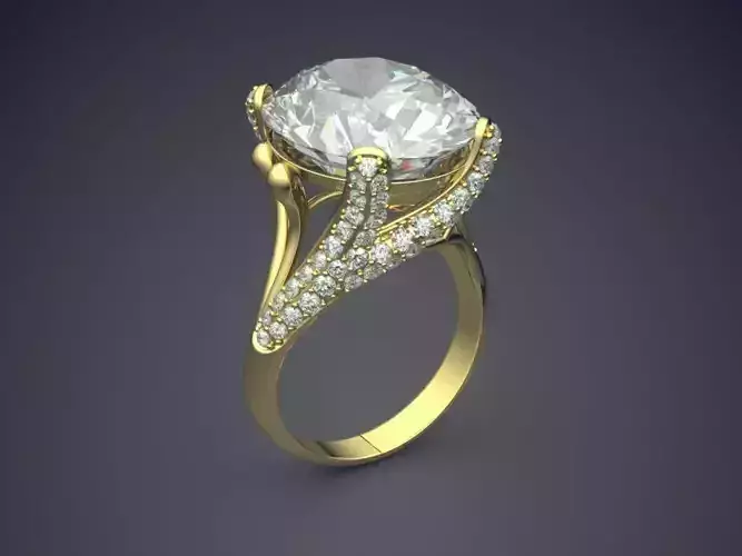 Stunning Engagement Ring With Diamond